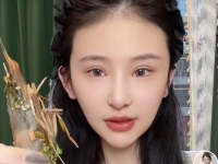 "이 행동이 죽음 불렀다"…오리알 60~70개 먹방 100만 中인플루언서 사망