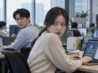 "챗GPT 썼다고 말하면 오히려 손해" 직장인들이 AI 사용 숨기는 이유 보니