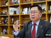 [AI룰메이커]유용원 "北, 드론·미사일 '섞어쏘기' 전술 강화…AI 통합방공망 구축해야"