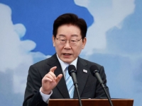 李대통령 지지율 10주만 반등…1%p 올라 34.8%