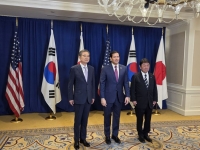 한·미·일, 北 완전한 비핵화 재확인…"대화의 길 열려 있어"