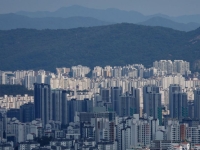 청약 물량, 34% 늘었는데 경쟁률 반토막…서울·3기 신도시에 수요 쏠려