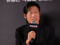 '암살자(들)' 주연 유해진 측 "신변 위협·명예훼손 엄중 대응"