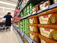 된장 가격 1.5배 올랐다…1년새 껑충 가공식품, 추석 지나 '줄인상'