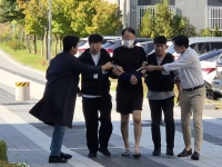 10년 넘게 모신 사모님을…'남양주 별장 살인' 50대 수행기사 구속 송치