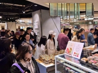 '떡지순례' 쫀득한 디저트 열풍…포장떡 구매 31% 늘었다