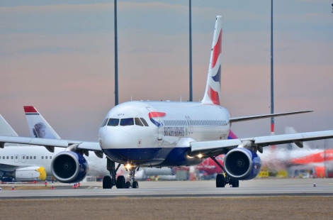 편도 항공권 '6.4억'까지 치솟아…교민 사망·현지 적개심에 '탈이란' 중국인