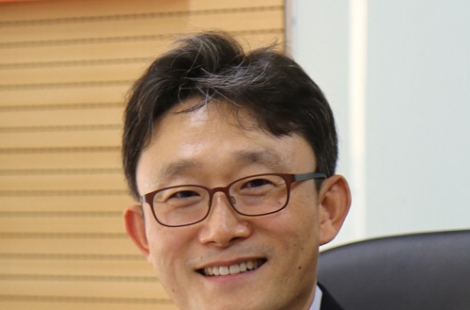 KT 박윤영호, 조직 슬림화로 효율 제고…임원 감축·AI 전략 정비