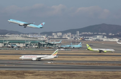 유류할증료만 100만원? 뉴욕 항공권 끊어놨는데…5월 대폭 인상 전망