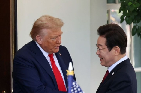 美·이란 압박 받는 한국…"자원 투입 기다려" vs "군사 개입 참전 간주"