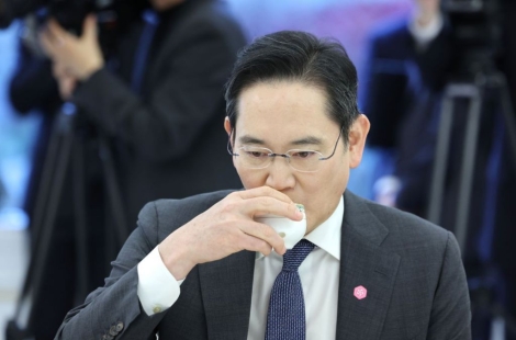 조용히 10년 준비한 삼성, 드디어 해냈다…미국 강자 제치고 '세계 1위'