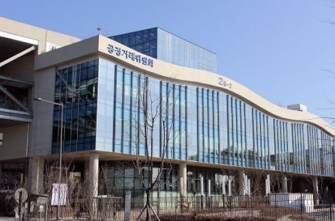 월급 825만원→3059만원 3.7배 '수직 상승'…10년 간 공정위 떠난 86명 로펌행