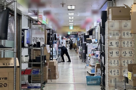 "노트북 314만원·휴대폰 254만원"…전쟁 '나비효과'에 비명 터진다[미국-이란 전쟁]