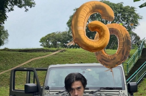 "진짜 환갑이라고?" 25년 어려보이는 '192만 팔로워'…동안 외모 비결은