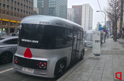 "왜 처음부터 끝까지 혼자 가질 못하니"…곤란할 때마다 '운전해주세요'[한·중·미 로보택시 大戰]⑦