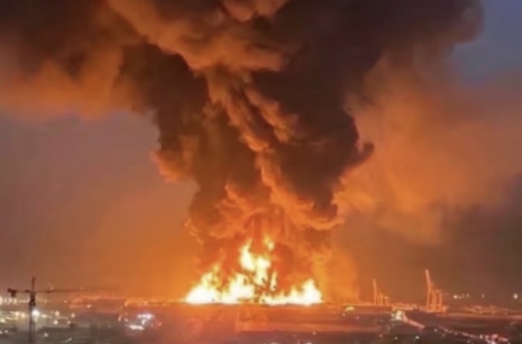 "헉, 지난 휴가때 다녀왔는데"…불길 활활 두바이 'AI 환각'이 만들어낸 가짜 지옥도