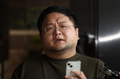 "李 대통령 감사합니다"…'쯔양 협박' 구제역 측, 재판소원 청구 예고