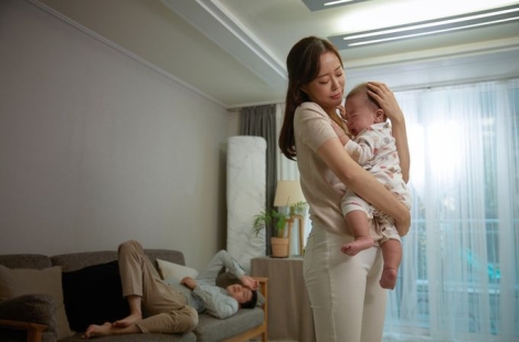 "돈은 남자가 벌어야지" 여성 83%가 동의…30년 만에 최고치 기록한 '이 나라'