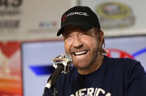 '전설의 터프가이' 떠났다…美 액션 스타 척 노리스 별세