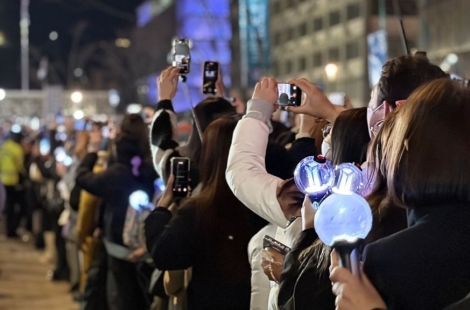 '경제효과 3兆' BTS 컴백…광화문 채운 세계인의 아리랑