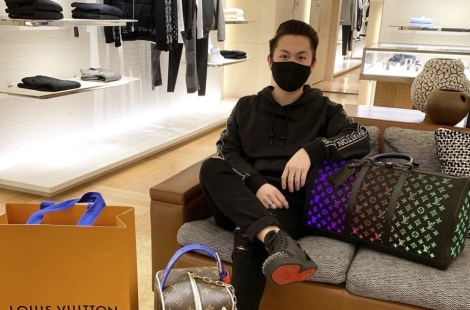 "한때 600억 수익" 유명 가수, 코인 베팅하다 결국 500억 손실