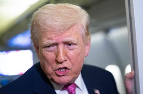 트럼프 부추기는 걸프국 "美 군사작전해야, 이란 무너뜨릴 기회" [미국-이란 전쟁]