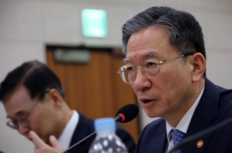 정성호 법무장관 "'연어 술파티' 진상조사 후 조치"…검찰은 종합특검 이첩