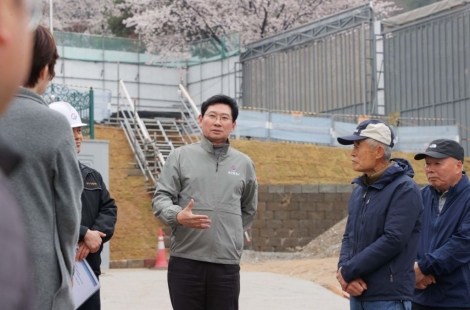 이상일 시장, 양지읍 공사현장 긴급 점검…"주민 입장서 역지사지해야"