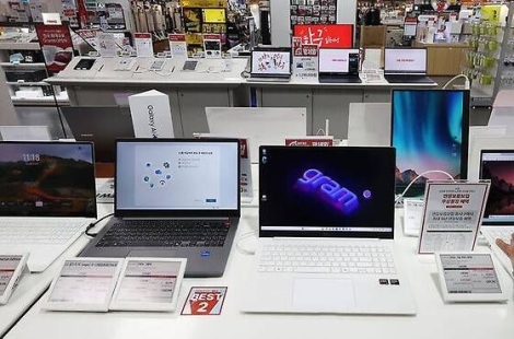 "최태원 회장 경고 현실로"…이미 100만원 올랐는데, 노트북값 더 오른다고?