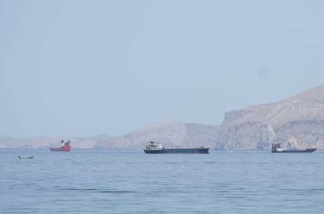 "이란, 호르무즈 먼저 개방하라…추후 핵협상" 제안