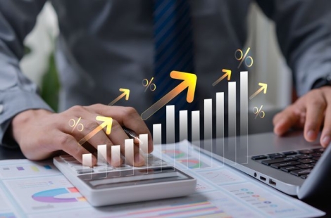 "이러다 코스피 폭락하면 어쩌지"…역대 최대 투자금 몰린 '목표전환형 펀드'[재테크풍향계]