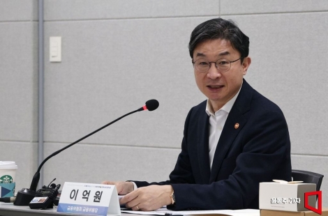 "주식 빼서 적금 갈아탄다고?"…최고 연 19.4% 금리, 내달 22일 나온다