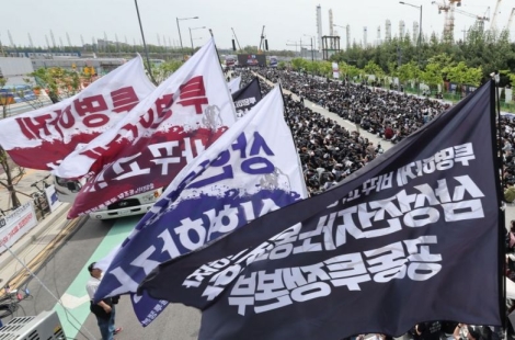 연차 내고 프로필에 '파업', "삼성 망한 듯"… 내부 분위기 흉흉