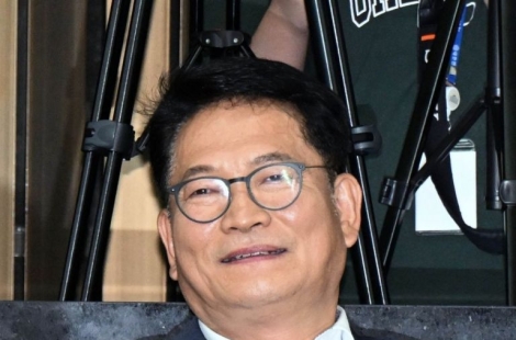 정청래 대선 불출마에…송영길 "생뚱" 김민석 "뜬금"