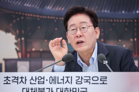 "평생 민주당 찍었지만" 폭락장에 돌아선 개미들…외신 "李 정치적 부담"