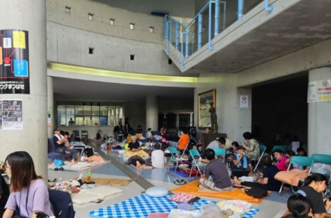 "한국산 찝찝해, 그냥 버려라" 기껏 구호물품 보냈더니…日 누리꾼 '막말'