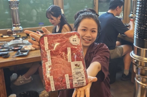 "맛 좀 아는 외국인들 요즘 여기 줄선다" 성수 다음으로 뜨는 '핫플' 마장축산물시장
