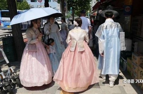 "외국인들 오해하기 딱 좋아"…노골적인 중국인들 '한복=한푸' 주장 "심각한 수준"