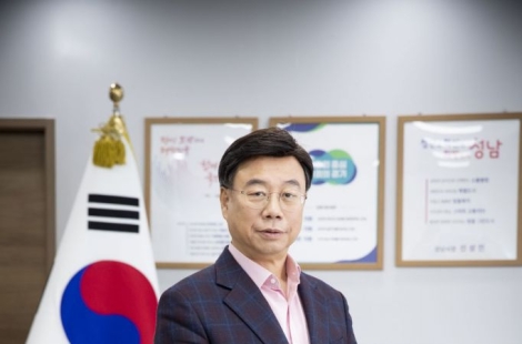 신상진 성남시장 “서울의 허파 뺏지 말라…주택 공급 해답은 성남”