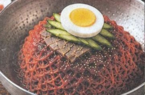 메뉴판 보자마자 입맛이 '뚝'…"냉면 면발 왜이래, 너무 충격적" 알고보니