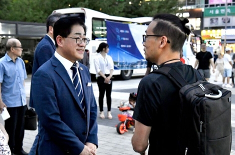 이기형 김포시장, 퇴근길 시민과 ‘문턱 없는 소통’