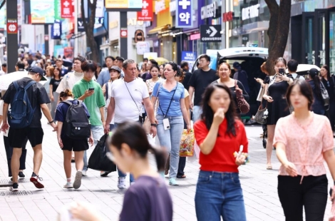 "해도 해도 너무하네, 7만원 아니고 70만원?"…외국인 관광객 울리는 'K바가지' 