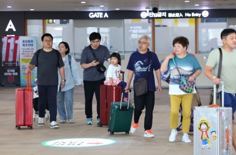 "일본 말고 한국 갈래요" 중국인들 '우르르'…'최장 13일' 황금연휴에 여행 수요 '쑥'