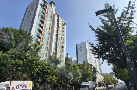 [르포]"5억이 아니라 7억이라고요?"…봉천동 아파트 영끌하려던 신혼부부, 연락 뚝 끊긴 사정