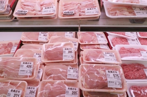 "소고기는 사치, 돼지고기도 버겁다"…닭고기에 1위 내준 '돈가스의 나라'