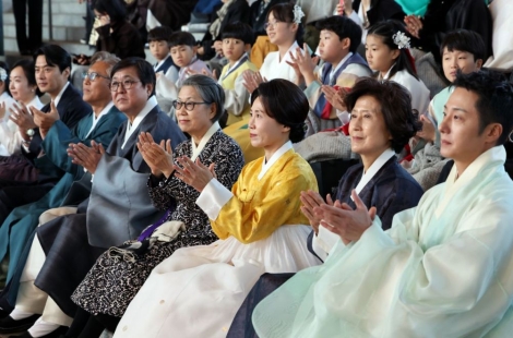 김혜경 여사 “한복은 K컬처 핵심 자산”…‘한복의 날’ 행사 참석