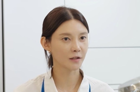 "학교에서 유명한 일진 출신"…학폭 여배우 의혹에 "사실 무근"