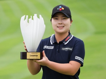 홍정민, 시즌 3승…'다승·상금 1위'