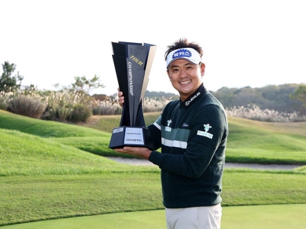 박상현, 20년 만에 '40대 2승'…옥태훈 4관왕