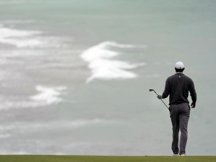 '골프황제' 우즈, 정규 투어에서 우승할 수 있을까